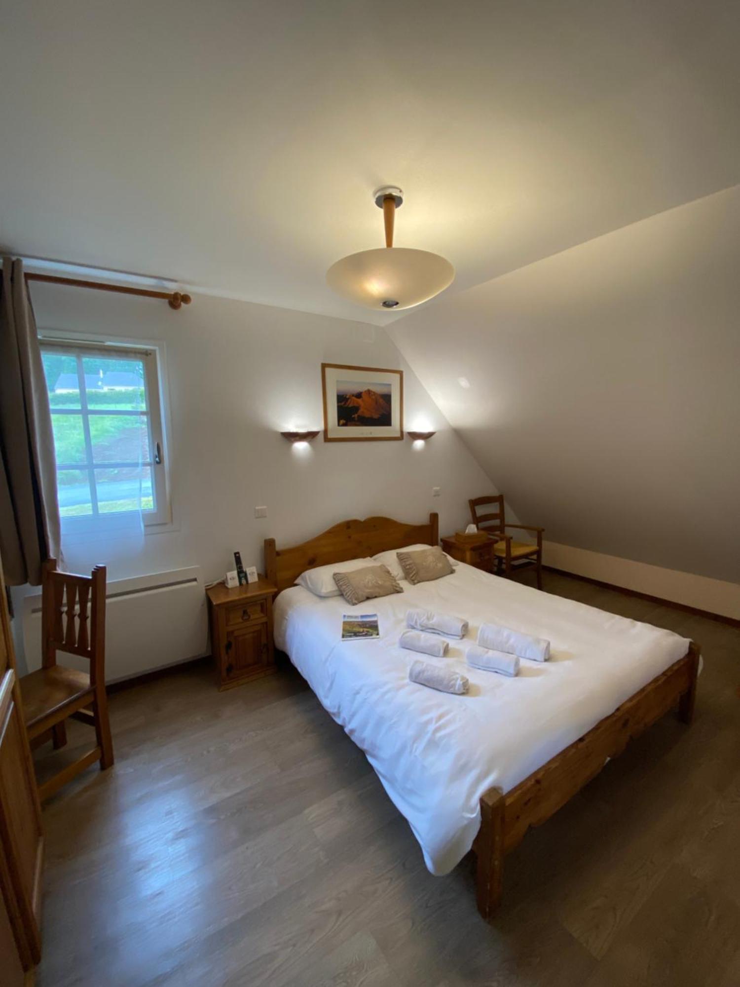 Logis Hotel Restaurant Auberge Du Bougnat Saint-Victor-la-Riviere Екстериор снимка