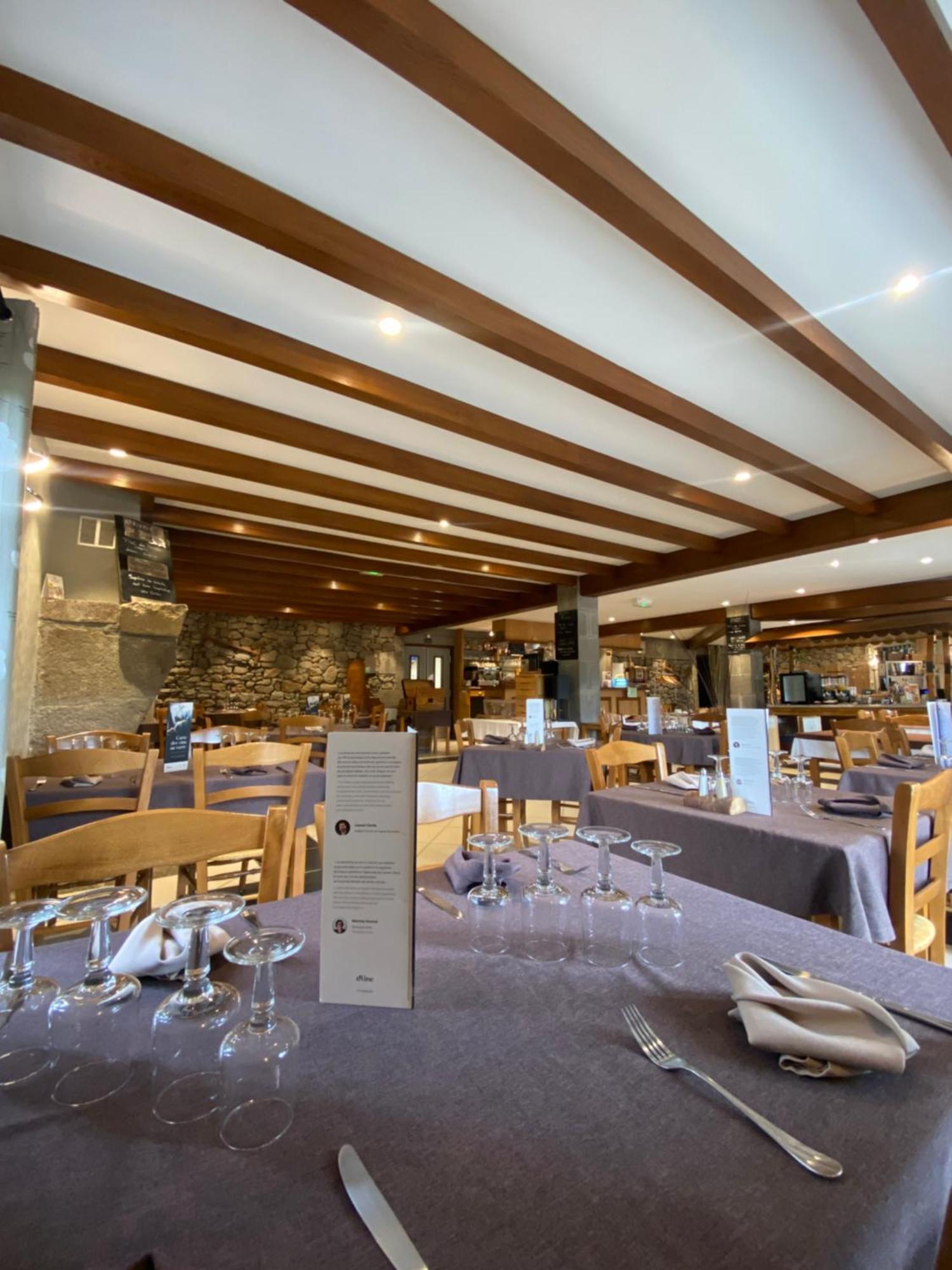 Logis Hotel Restaurant Auberge Du Bougnat Saint-Victor-la-Riviere Екстериор снимка